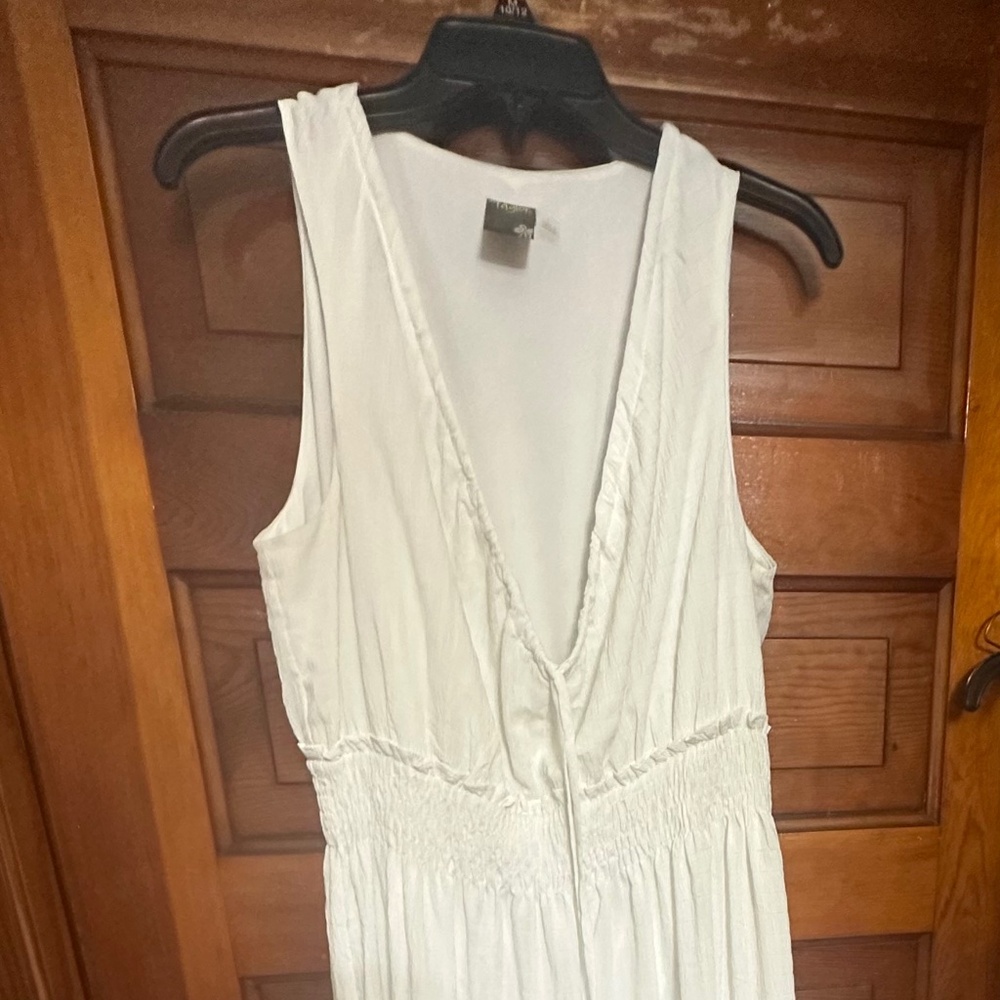 Classy White Maxi Sundress!